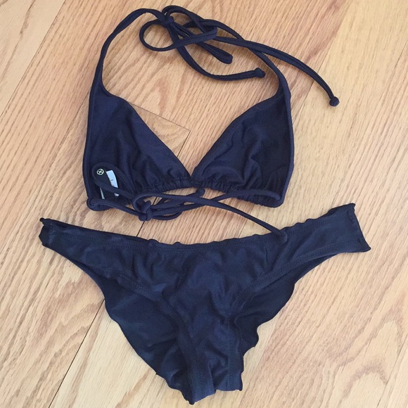 ViX Paulahermanny black bikini - Picture 2 of 4